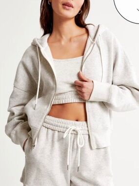 Abercrombie Cropped Zip Hoodie in Light Gray